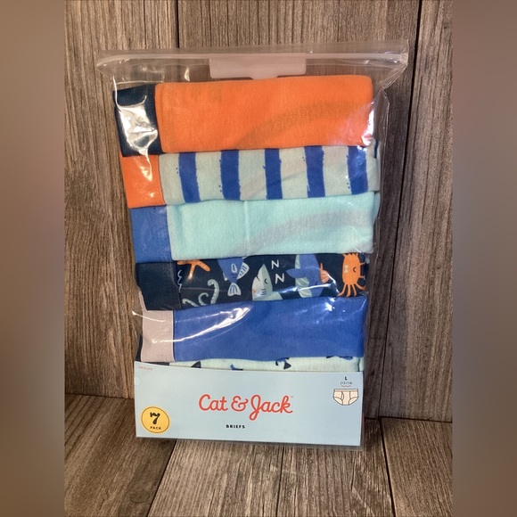 Cat & Jack Boxer Briefs Underwear 7 Pack L 12/14 Shark Pattern - Picture 2 of 6